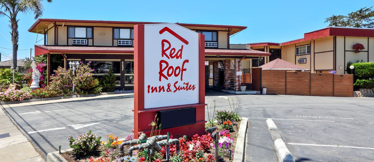 Welcome To Red Roof Inn Monterey