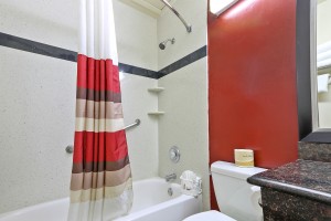 Red Roof Inn - Updated Bathroom